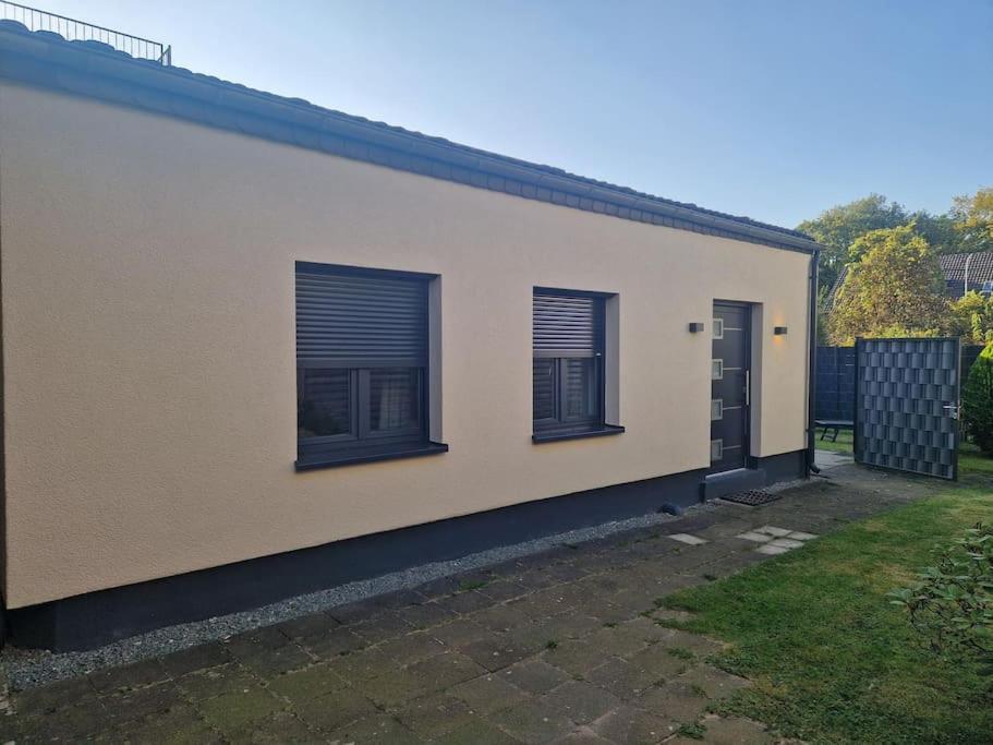 Gaestehaus In Koeln Rath-Heumar Εξωτερικό φωτογραφία